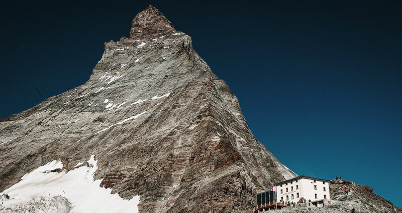 close-to-the-matterhorn-theme-trail-in-zermatt